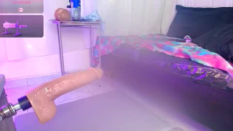 Snapshot of natasha_peach_ chatting on October 20, 10:57 pm Natasha online show from October 20, 10:57 pm