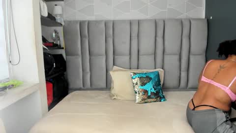 N A T A S H A online show from November 18, 7:59 pm