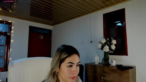 Snapshot of nathaaly_sky chatting on January 20, 10:29 am nathaly sky online show from January 20, 10:29 am