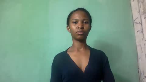 nathalie004 online show from October 22, 5:56 am