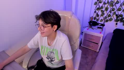 Snapshot of nathalyy_ds chatting on September 20, 3:16 am nathalyy_ds online show from September 20, 3:16 am