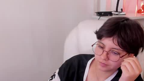 nathalyy_ds online show from June 11, 12:32 am