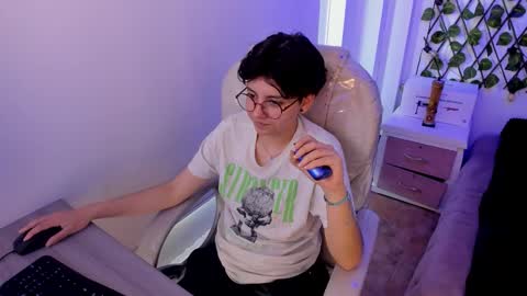 Snapshot of nathalyy_ds chatting on September 11, 8:09 pm nathalyy_ds online show from September 11, 8:09 pm