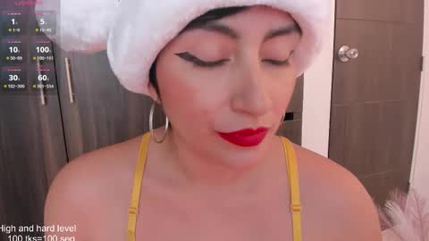 Nathalie online show from December 22, 8:12 pm