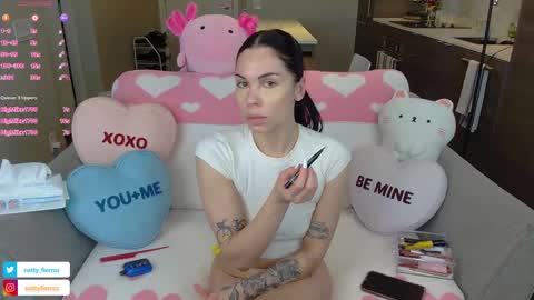 NATTY FIERROS online show from January 22, 9:44 pm