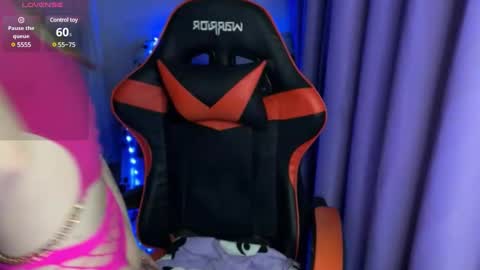 natural_babe666 online show from March 9, 5:39 pm