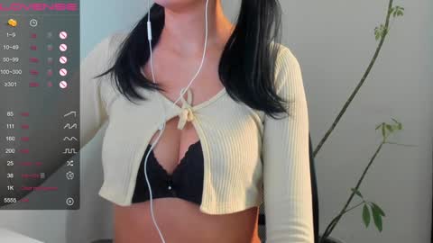 Snapshot of natural_form chatting on December 8, 9:35 am peach online show from December 8, 9:35 am