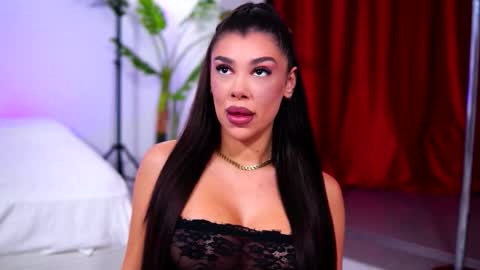 Naty online show from October 7, 9:36 am