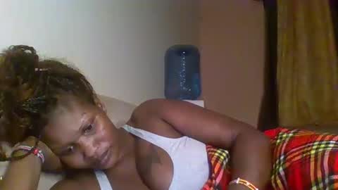 naughty8779 online show from September 18, 11:03 pm