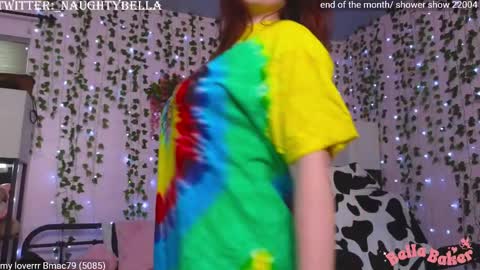 Snapshot of naughty_bella99 chatting on February 24, 7:19 pm bella online show from February 24, 7:19 pm