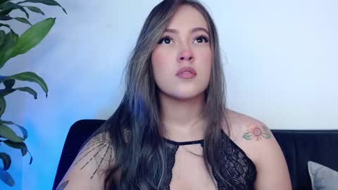 Snapshot of naughtycurvybbx chatting on March 12, 11:09 am LANAindependent model online show from March 12, 11:09 am