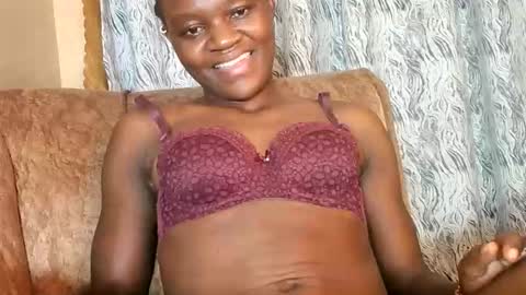 naughtylisah online show from September 25, 1:32 pm