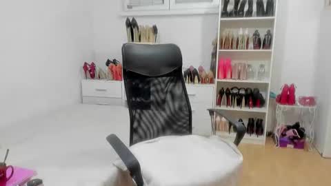 naughtysabine1 online show from November 23, 7:26 pm