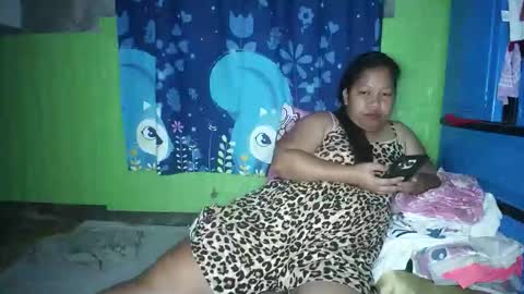 Snapshot of naughtyvina4u chatting on October 16, 2:47 am VI NA online show from October 16, 2:47 am