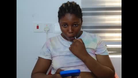 Snapshot of naughtyxpussyx chatting on October 19, 10:06 am naughtyxpussyx online show from October 19, 10:06 am