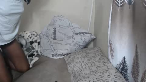 Snapshot of nawtylarissa_ chatting on October 18, 8:10 pm nawtylarissa_ online show from October 18, 8:10 pm
