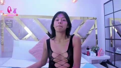 nayara_macherano online show from February 28, 9:25 am