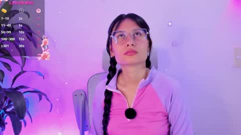 Naye  online show from April 1, 9:12 pm