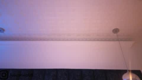 Juli  online show from January 6, 5:38 pm