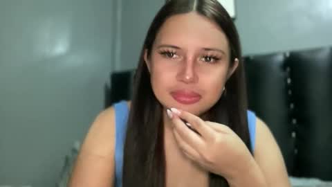 karla online show from April 5, 9:30 am