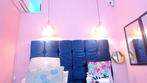 neferet_opal online show from February 21, 6:36 am