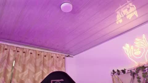 NEFTIS  online show from April 16, 9:39 pm