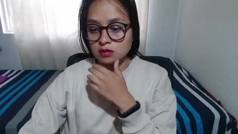 Zoe online show from September 14, 5:11 pm