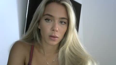 nelly_fortu online show from April 25, 11:13 am