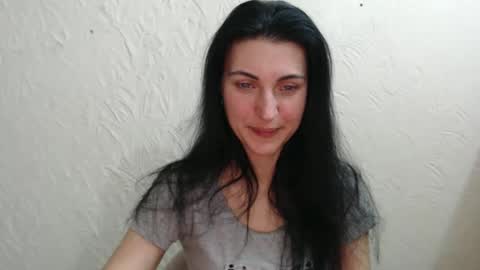 Nensy online show from January 3, 7:18 pm