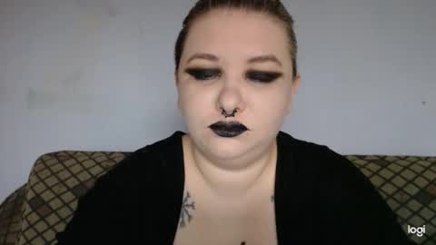 Snapshot of neriphine chatting on October 8, 7:56 am Neriphine online show from October 8, 7:56 am