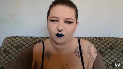 Snapshot of neriphine chatting on March 6, 11:03 am Neriphine online show from March 6, 11:03 am