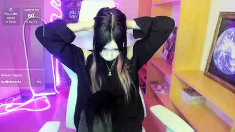 Snapshot of nessadarkk chatting on October 10, 2:05 am Amami online show from October 10, 2:05 am