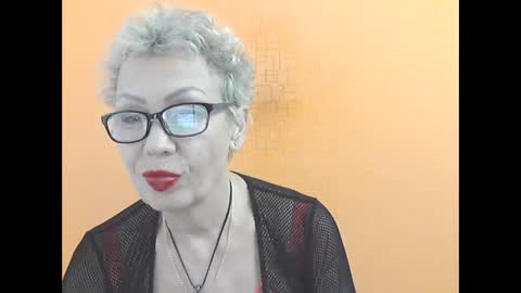 NessyJenixs online show from November 4, 3:06 pm