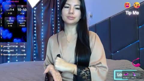 Snapshot of nessystar chatting on February 10, 6:09 am Nessy online show from February 10, 6:09 am