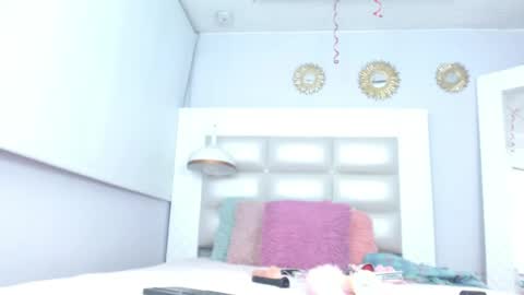 nezzukoo online show from April 6, 7:26 pm