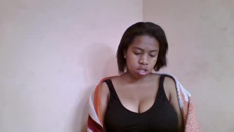 nicelly01 online show from June 27, 5:41 am