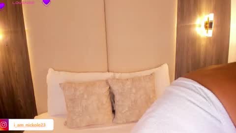 Nicky  online show from December 3, 2:47 am