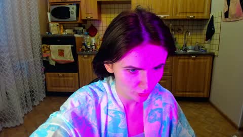 Nicky Weekends online show from January 28, 12:11 pm