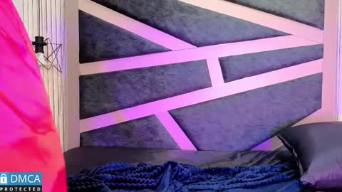 nickytta_ online show from February 6, 7:01 am