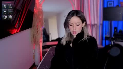 Nicky online show from February 24, 9:02 pm