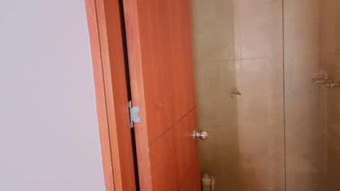 Nicky online show from April 9, 4:34 pm