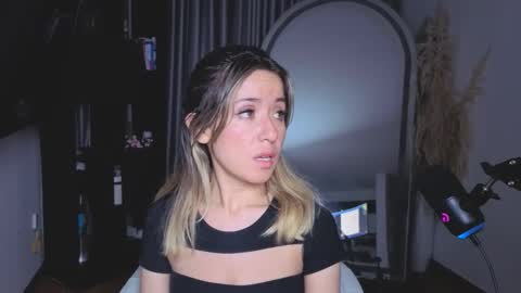 Nicky online show from November 19, 11:16 pm