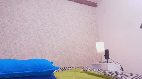 Snapshot of nicol_ferrer chatting on January 8, 7:34 pm Nicol online show from January 8, 7:34 pm