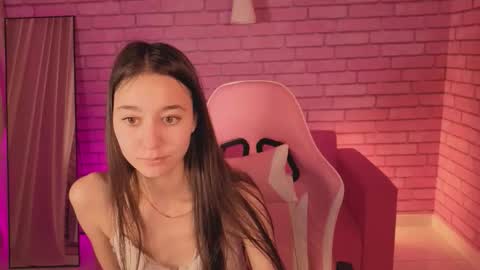 Nicole online show from February 11, 5:42 am