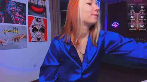 Snapshot of nicole_matt chatting on January 6, 12:37 am Nicole online show from January 6, 12:37 am