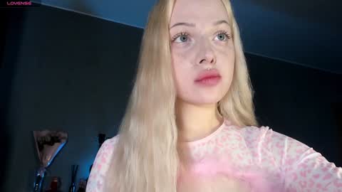 Mary online show from January 5, 8:43 am