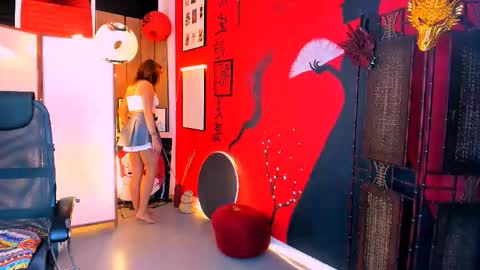 nicolehits online show from November 22, 9:12 am