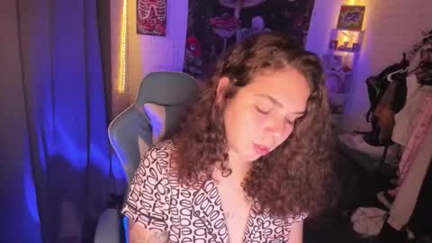 Snapshot of nicolepeachx chatting on October 8, 12:04 am Nicol independent model online show from October 8, 12:04 am