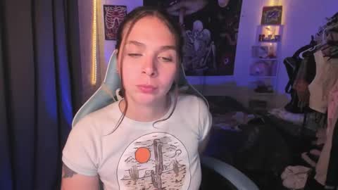 Snapshot of nicolepeachx chatting on October 6, 11:53 pm Nicol independent model online show from October 6, 11:53 pm