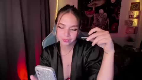 Snapshot of nicolepeachx chatting on September 22, 9:24 pm Nicol independent model online show from September 22, 9:24 pm